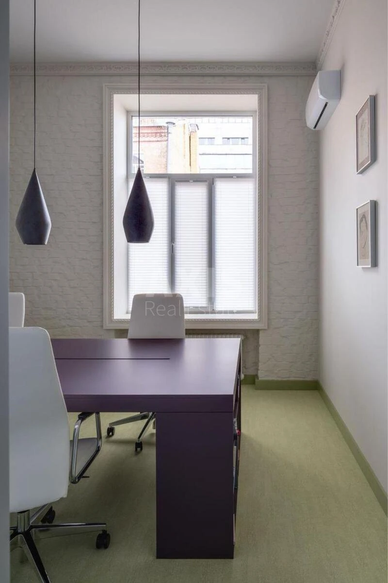 Office vul. Rustaveli Shota 15Б, 135m2710154