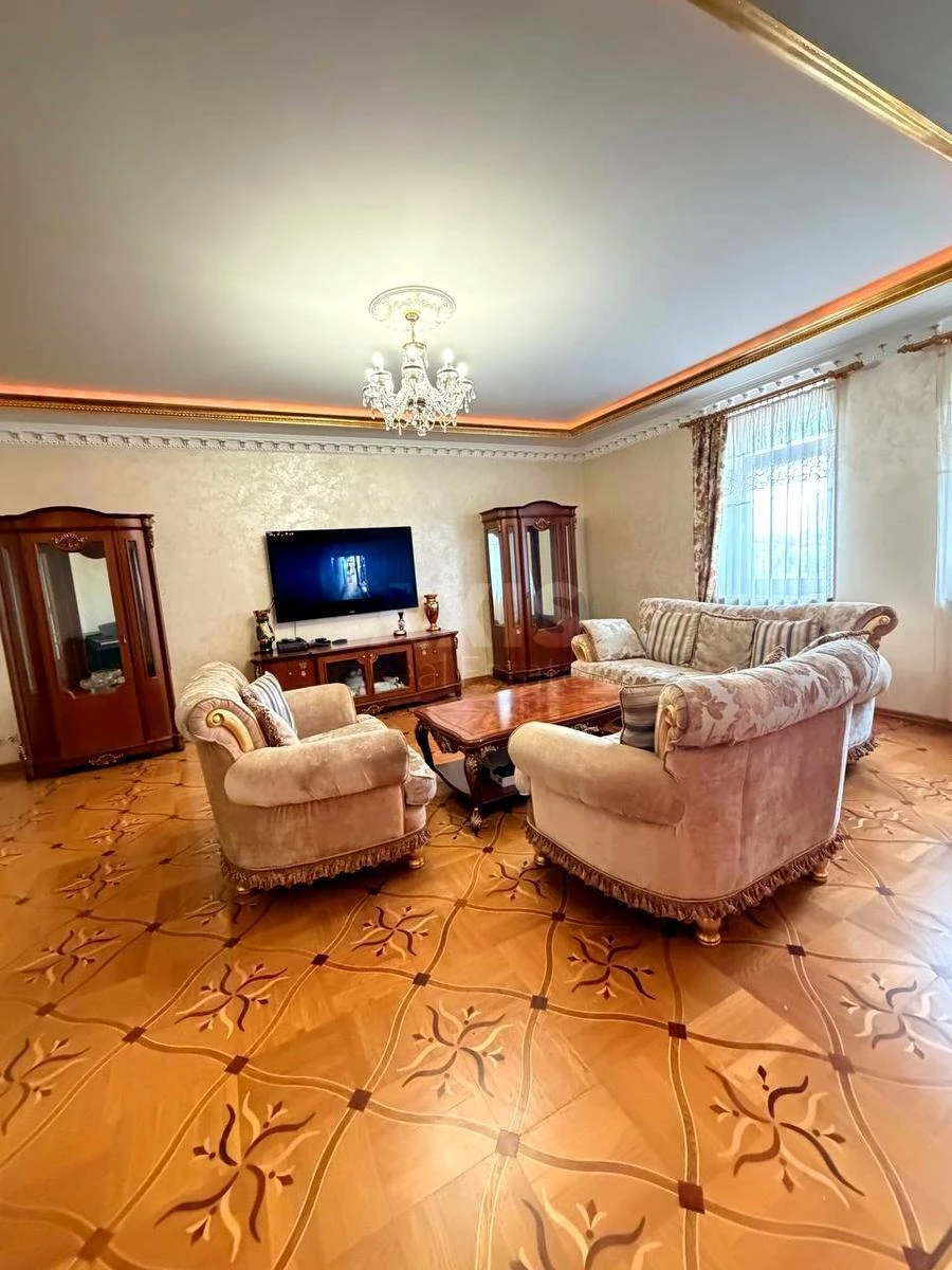 4k apartment vul. Ol'gyns'ka 6677218