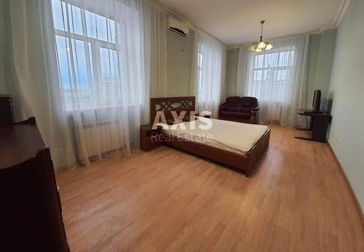 3k apartment uzv. Klovs'kyj 17487812