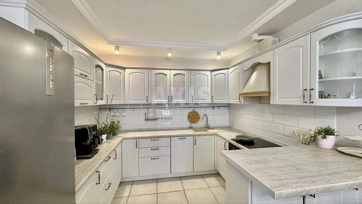 2k apartment vul. Dragomanova 1064567