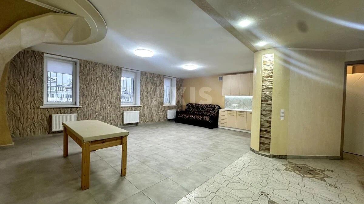 4k apartment vul. Yulia Zdanovska 52/36263710