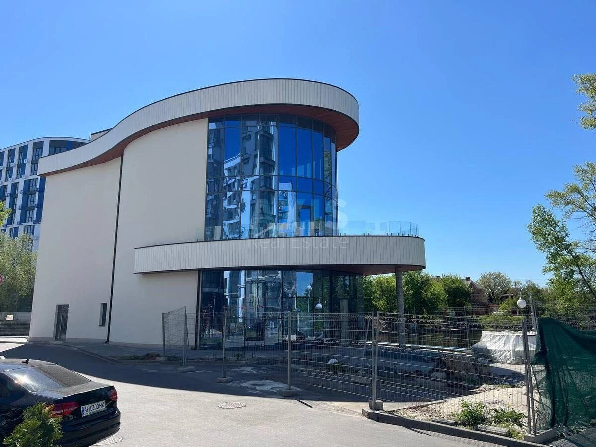 Объект сервиса ул. Олимпия Галика 75, 350м2647837