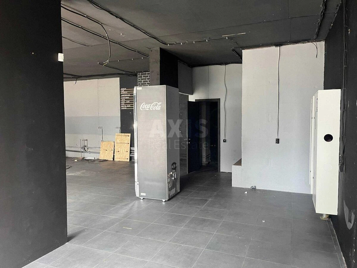 Trade object vul. Oleksandra Olesja 2А, 70m2712226