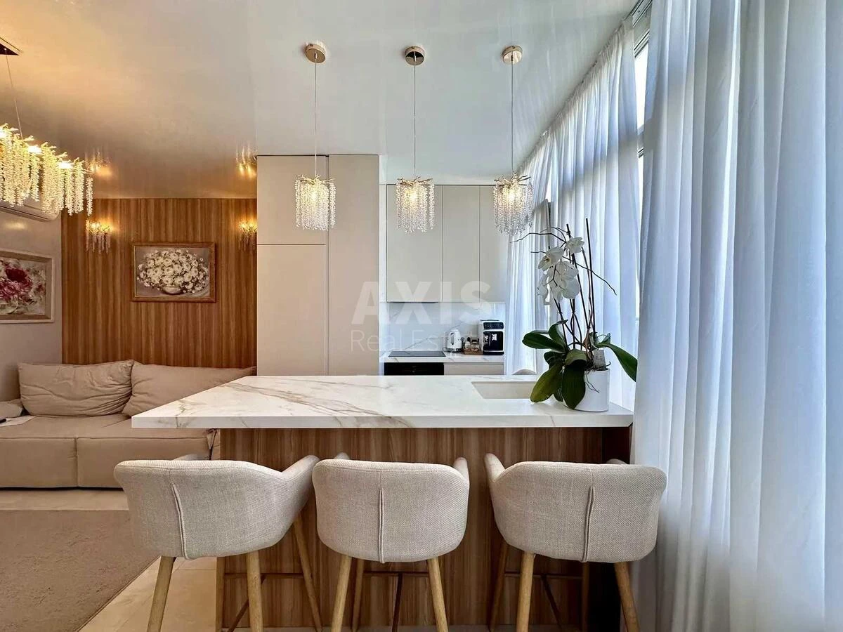 1k apartment vul. Lypkivs'kogo Vasylja Mytropolyta 37Б70055