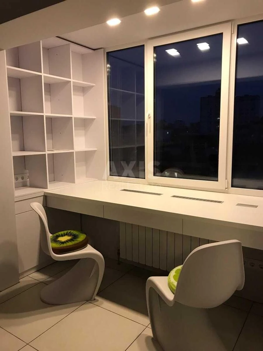 1k apartment pr-t Obolons'kyj 31701014