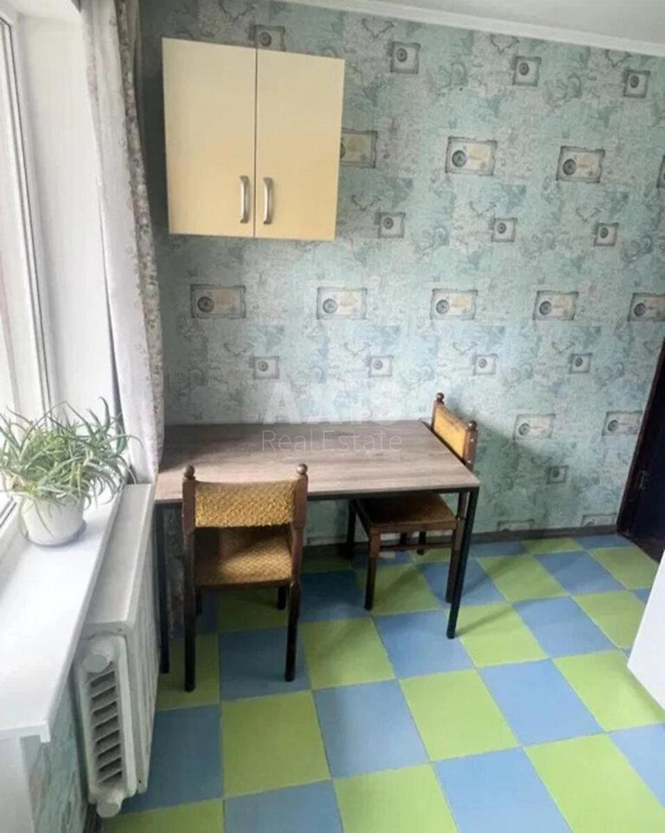 2k apartment vul. Patriarha Mstyslava Skrypnyka 9691390