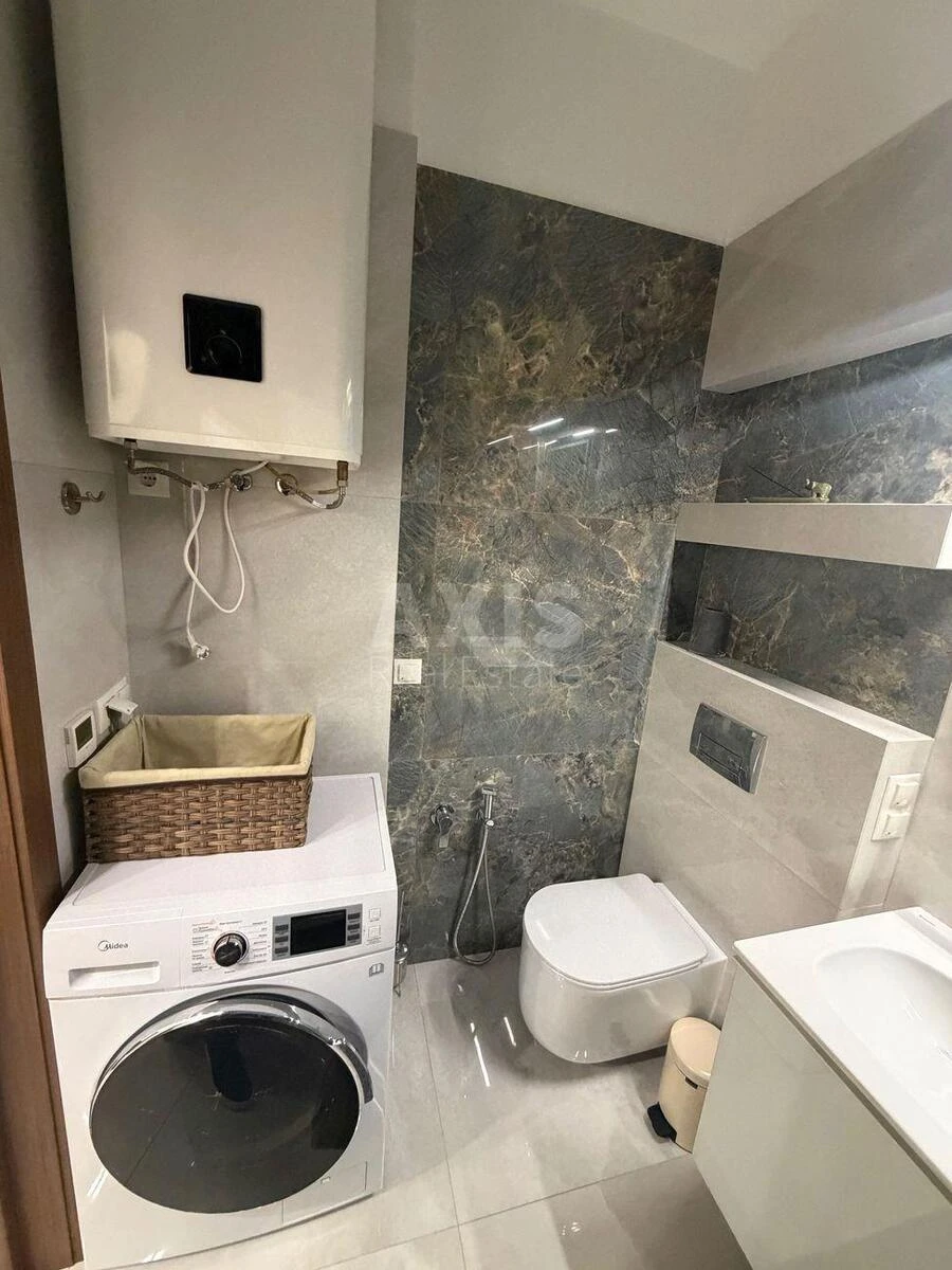 1к квартира пр-т Берестейский 426759417