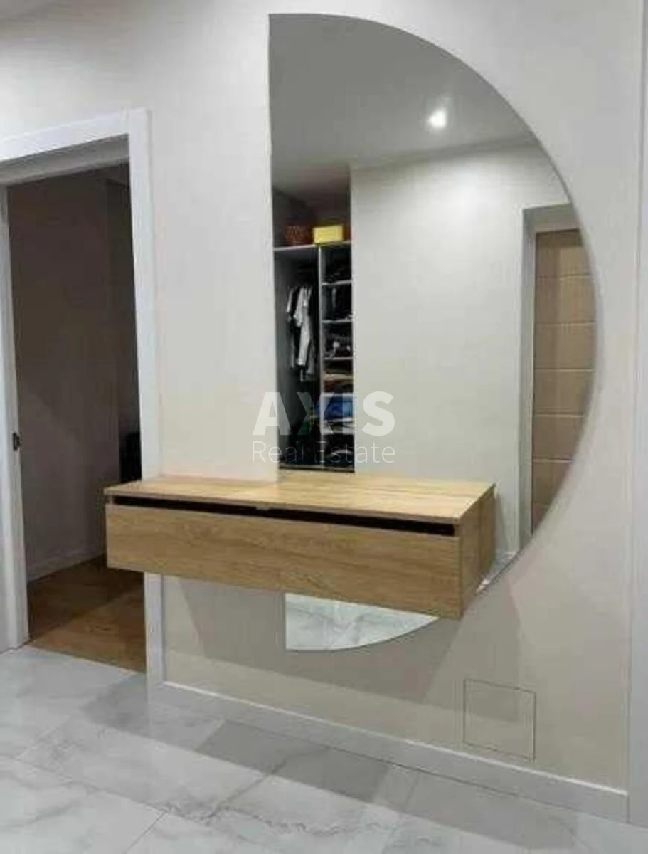 2k apartment vul. Sverstjuka Jevgena 4623556