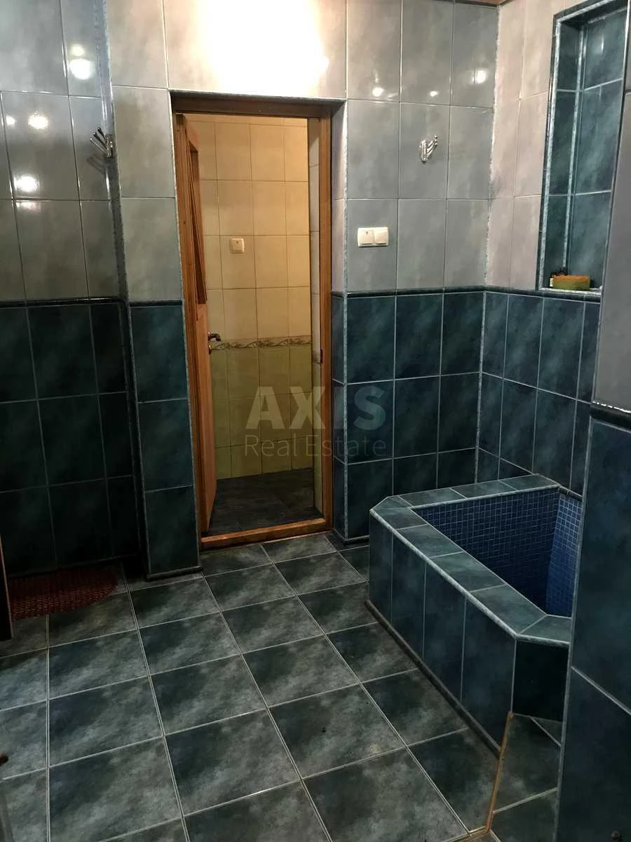 Дoм ул. Нечуя-Левицкого, 399м2, город Киев7043022