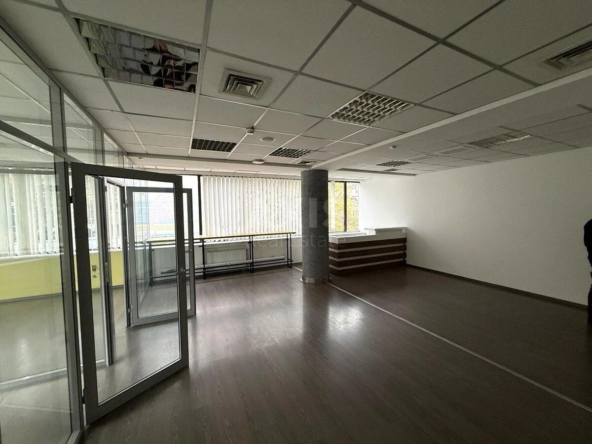 Office vul. Volodymyrs'ka 73, 193m265758