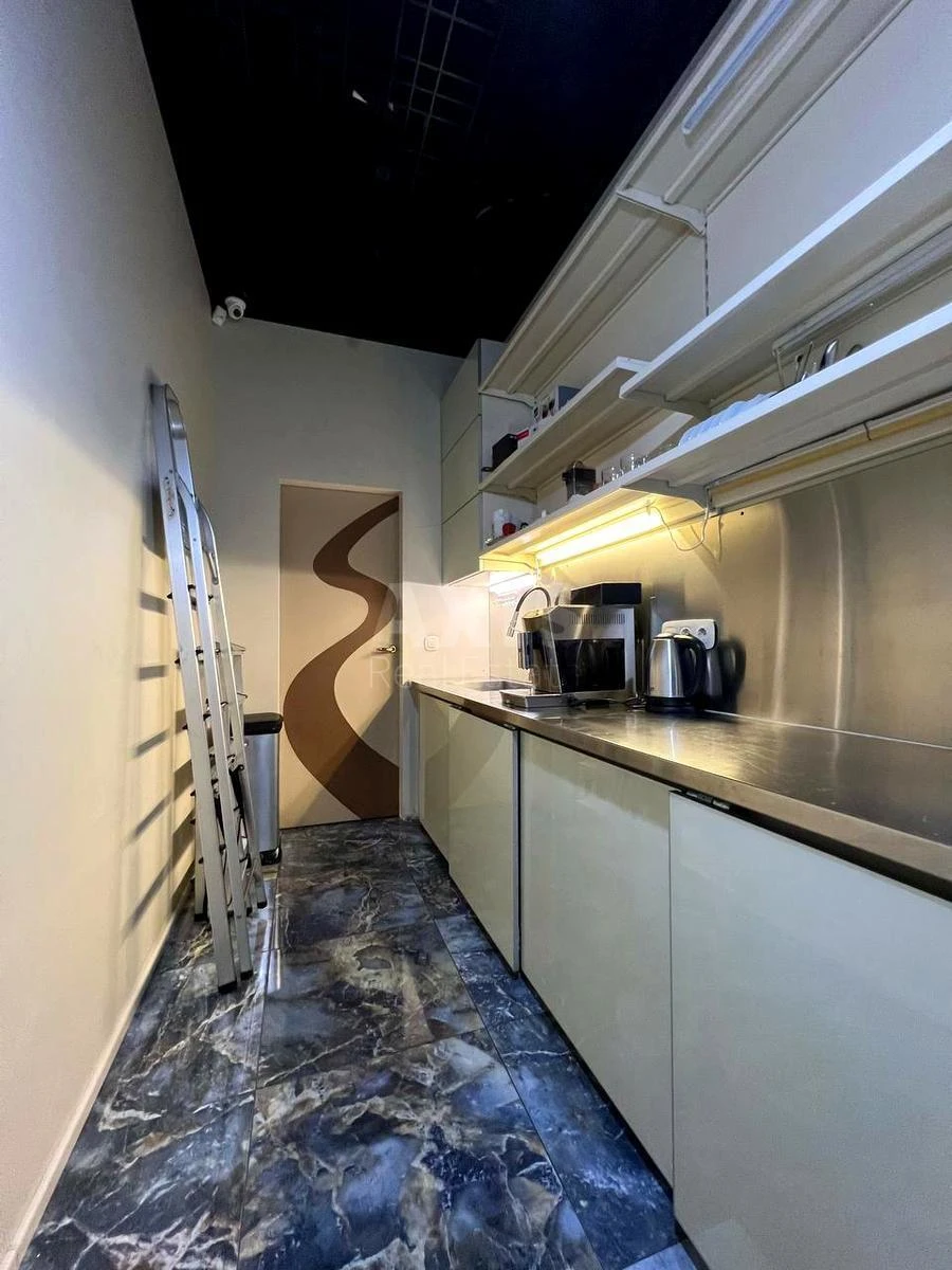 Office vul. Saksagans'kogo 37К, 60m26582510