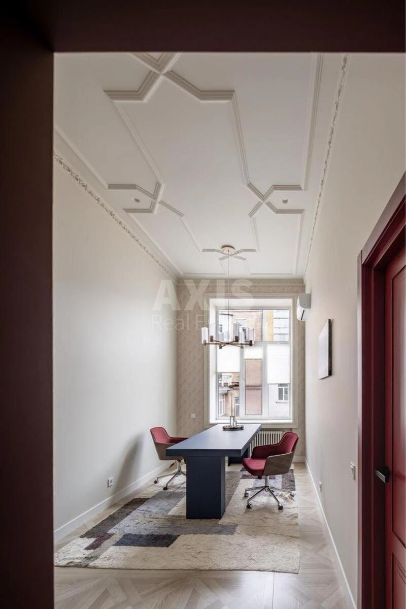 Office vul. Rustaveli Shota 15Б, 135m2710155