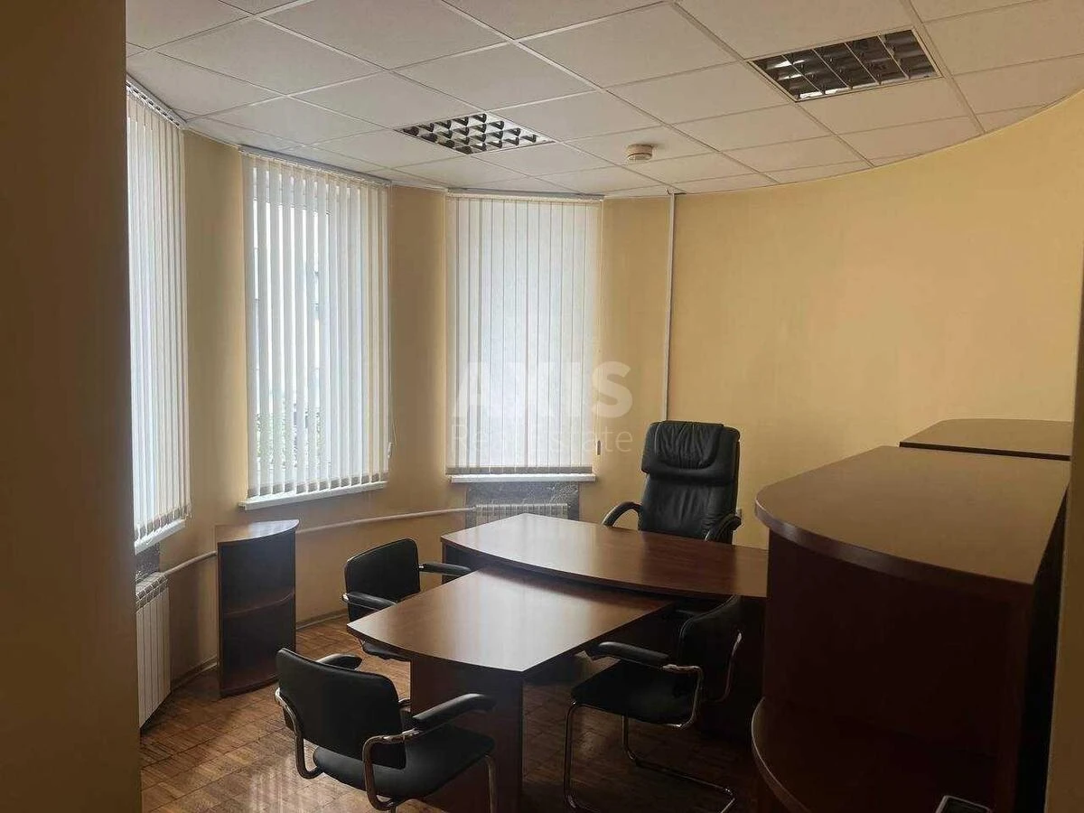 Объект сервиса ул. Светлицкого 35А, 621м2570679